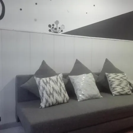 Friends - Sao Bento Apartment Lisbon