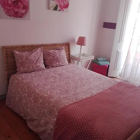 Apartment Friends - Sao Bento Lisbon